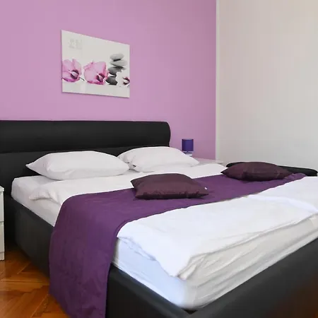 Apartment A1 Grozic *